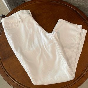 Nygard Like new 3/4 length Cotten jeans!